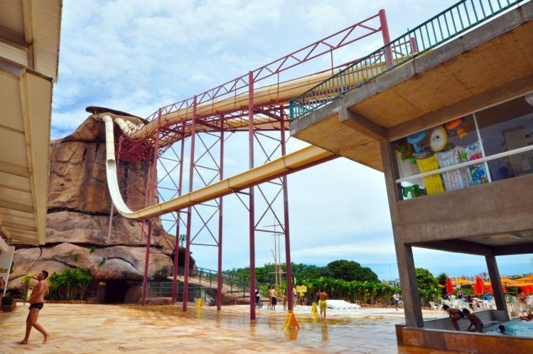 Piazza Diroma Acqua Park Hotel Caldas Novas Bagian luar foto